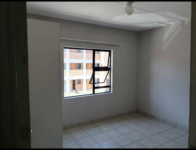 2 BEDROOM PROPERTY TO RENT IN GROBLERPARK